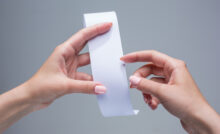 manos papel